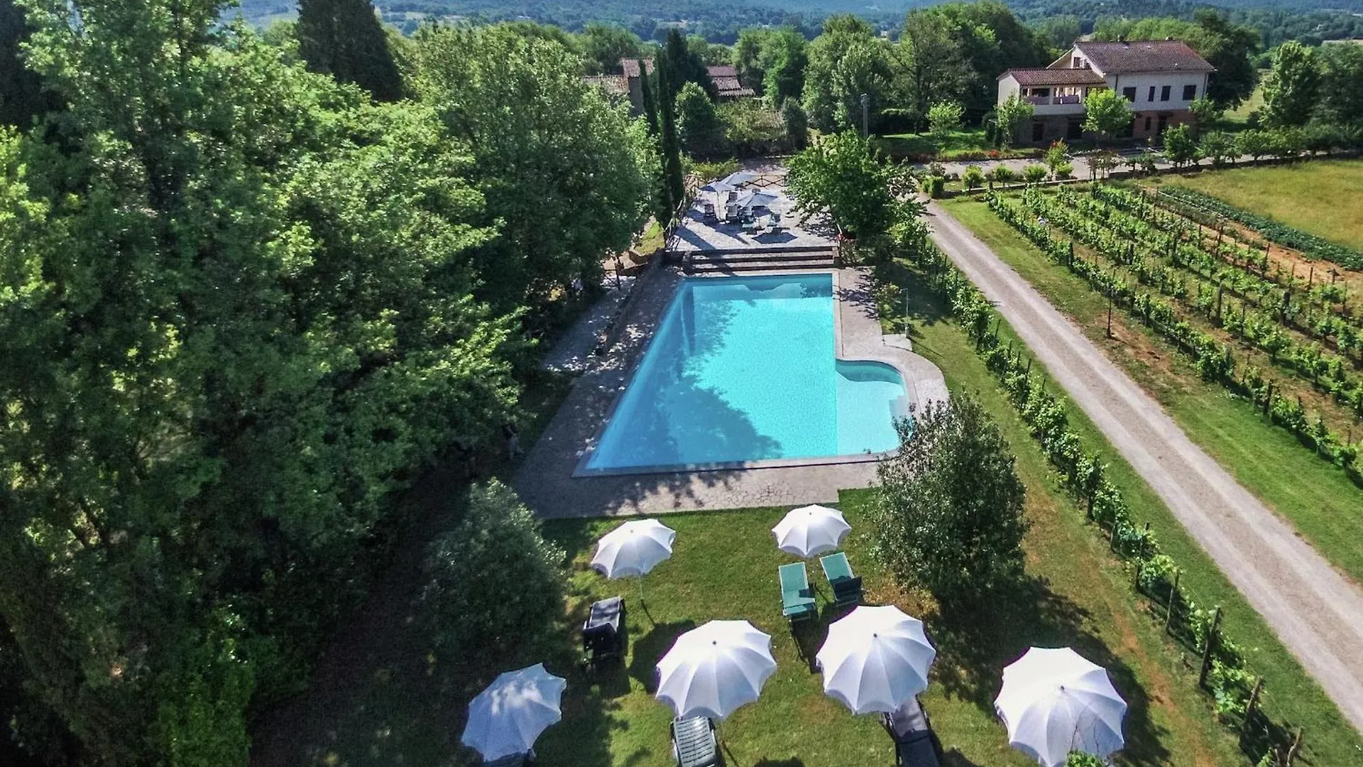 Authentic Holiday Home In Bucine With Swimming Pool Ambra