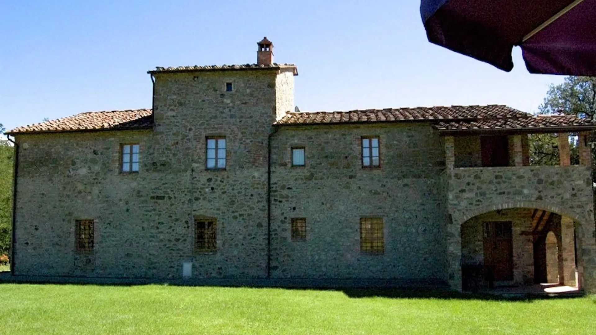 Authentic Holiday Home In Bucine With Swimming Pool Ambra Itálie