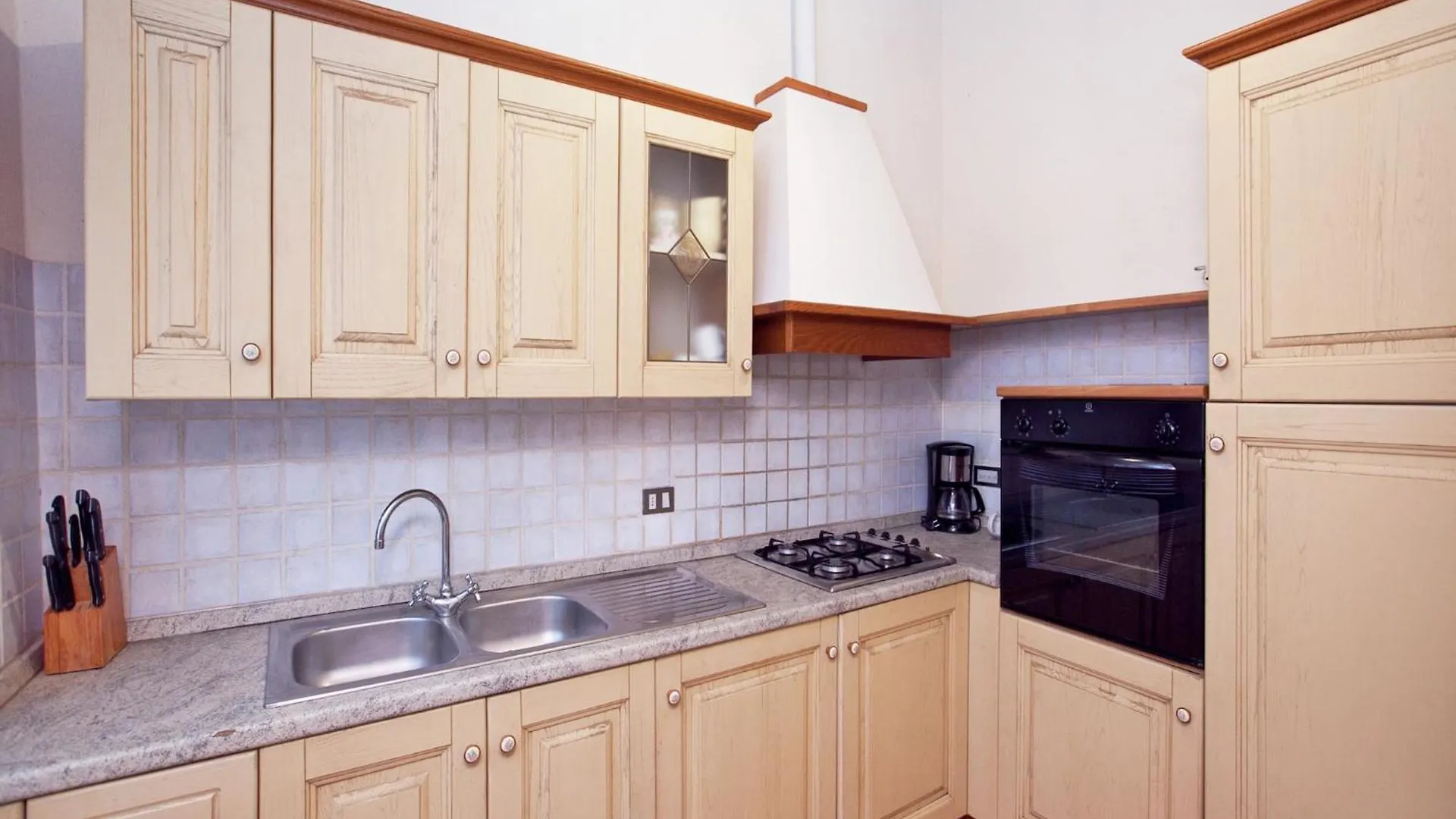 Authentic Holiday Home In Bucine With Swimming Pool Ambra Itálie